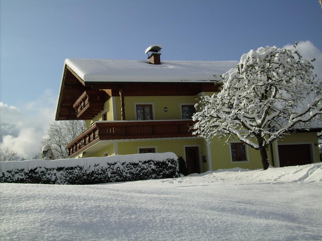 Privatzimmer Eva Leitgeb Bed and Breakfast Faistenau Esterno foto
