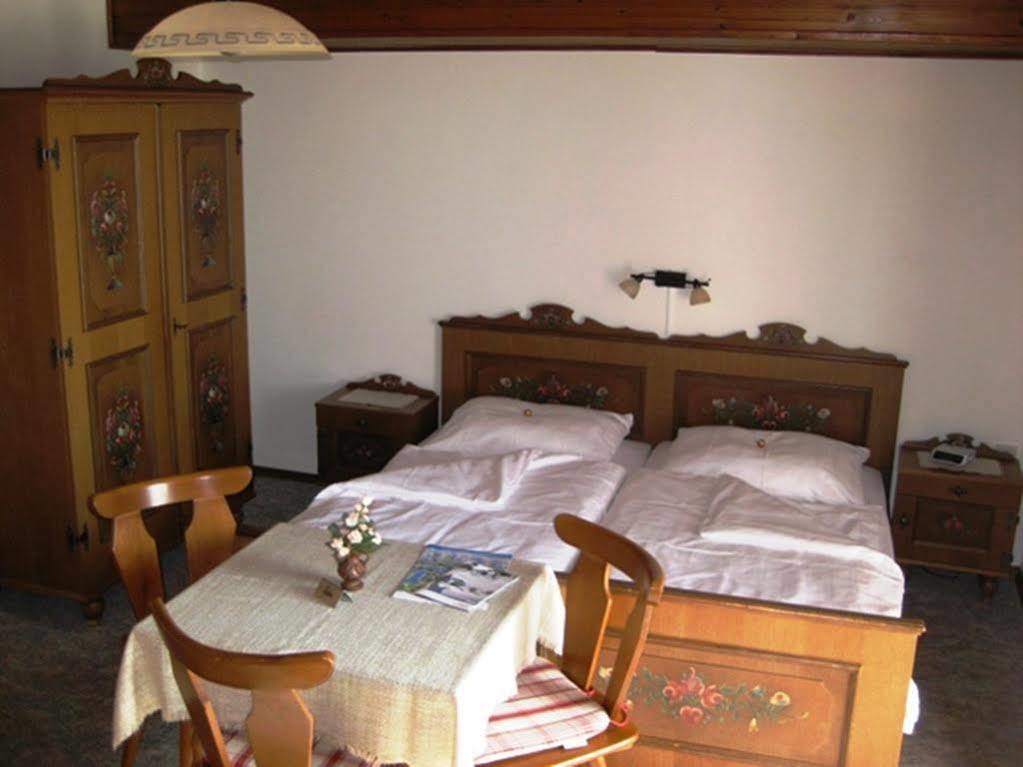 Privatzimmer Eva Leitgeb Bed and Breakfast Faistenau Esterno foto